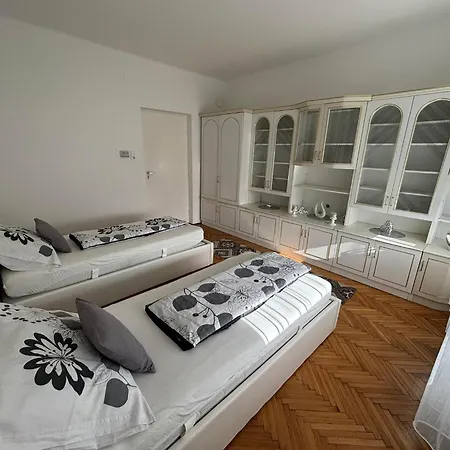 Imola Apartman Gyula