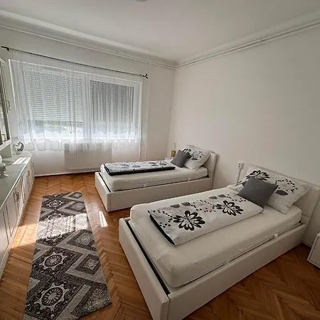 Imola Apartman